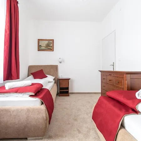 Topaz Apartmanhazak 아파트호텔 *