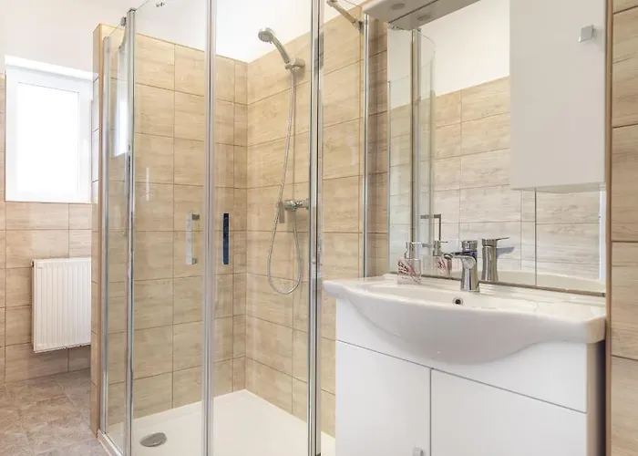 Topaz Apartmanhazak קסזטלי