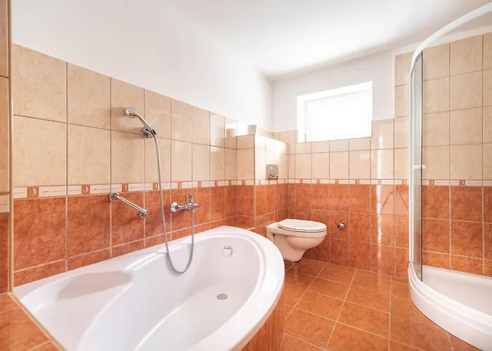 Topaz Apartmanhazak קסזטלי