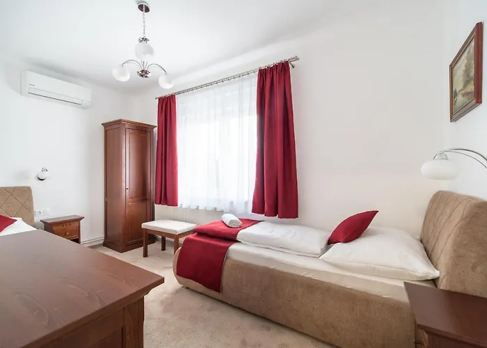 Topaz Apartmanhazak 4*