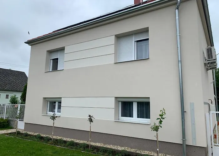 Topaz Apartmanhazak 4*